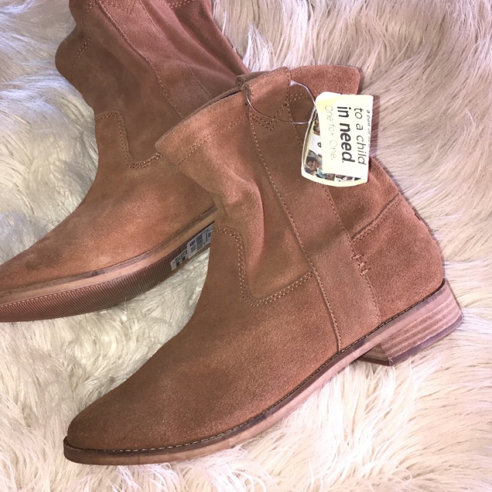 Toms Suede Ankle Boots